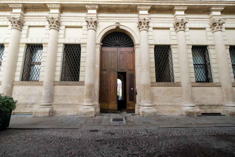 Immagine 16 di Ufficio in affitto  in corso palladio 13 a Vicenza