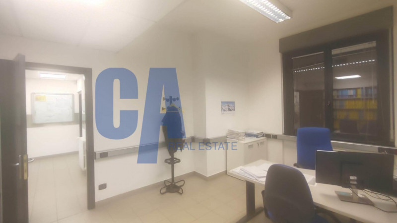 Immagine 12 di Palazzo in affitto  in VIA LINCOLN ABRAMO a Cinisello Balsamo