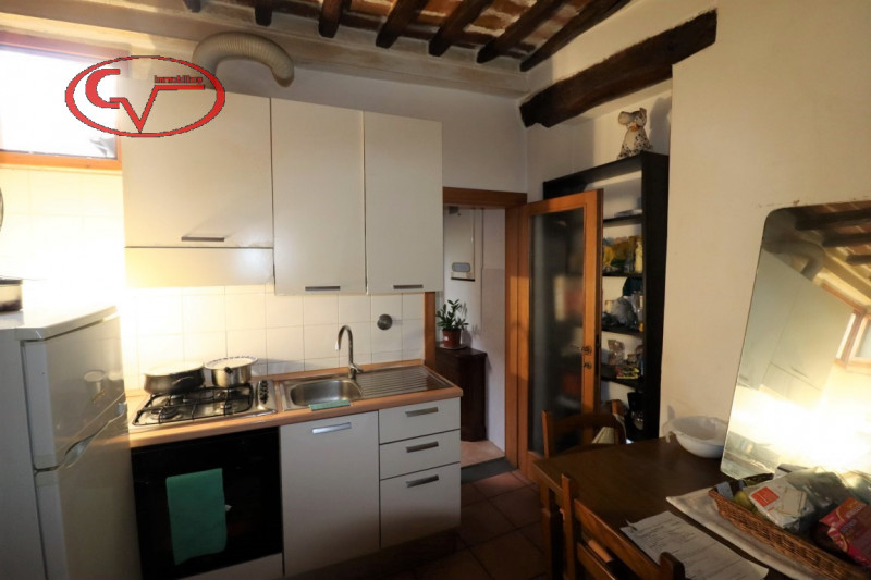 Immagine 2 di Appartamento in vendita  in via Marzia a Montevarchi