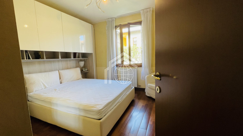 Immagine 17 di Appartamento in affitto  in Via Brenta a Padenghe Sul Garda