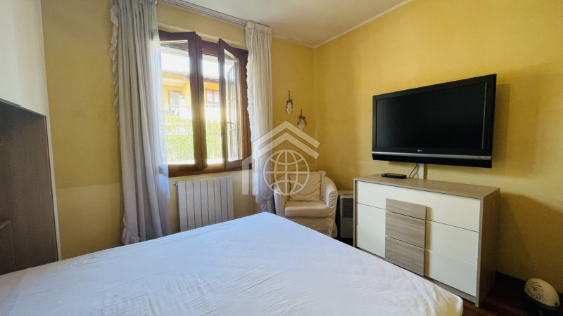 Immagine 18 di Appartamento in affitto  in Via Brenta a Padenghe Sul Garda