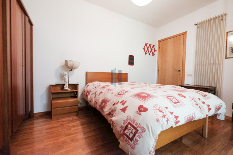 Immagine 11 di Villa in vendita  in Via Emilia a Curno