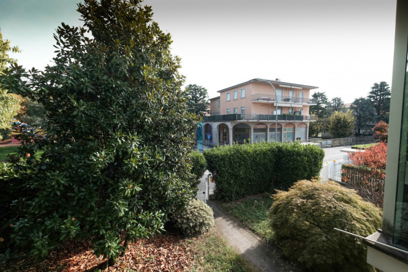 Immagine 12 di Villa in vendita  in Via Emilia a Curno