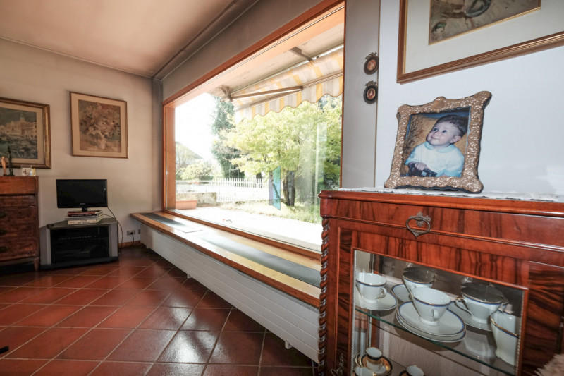 Immagine 21 di Villa in vendita  in Via Emilia a Curno