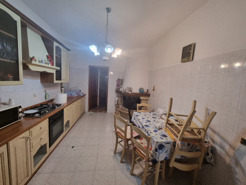Immagine 8 di Villa in vendita  in VIA DEI REDATTORI a Roma