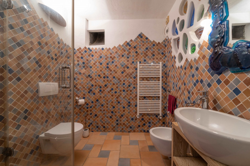 Immagine 31 di Villa in vendita  in VIA DEL GIGLIO a Olbia