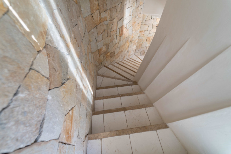 Immagine 39 di Villa in vendita  in VIA DEL GIGLIO a Olbia