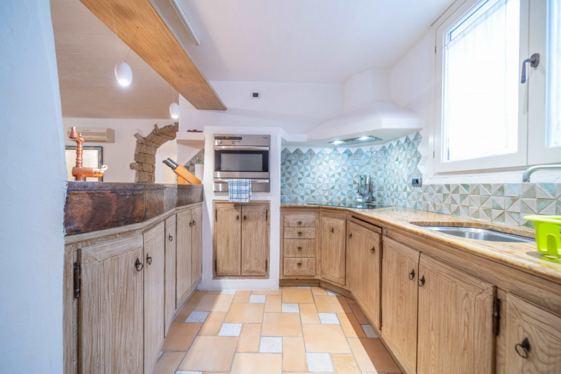 Immagine 42 di Villa in vendita  in VIA DEL GIGLIO a Olbia