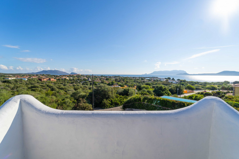 Immagine 47 di Villa in vendita  in VIA DEL GIGLIO a Olbia