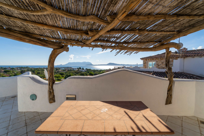 Immagine 55 di Villa in vendita  in VIA DEL GIGLIO a Olbia