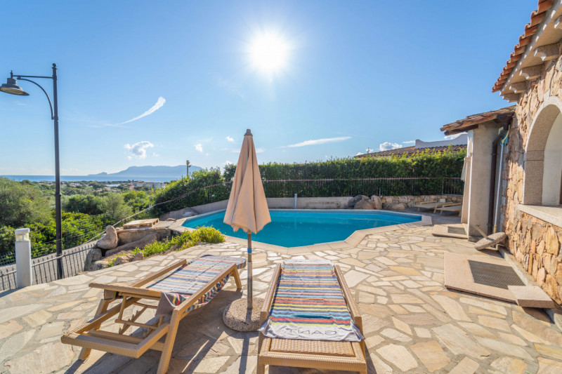 Immagine 61 di Villa in vendita  in VIA DEL GIGLIO a Olbia