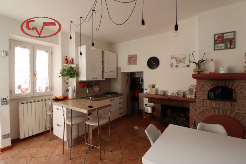 Immagine 1 di Appartamento in vendita  in via ghiacciaia a Laterina Pergine Valdarno