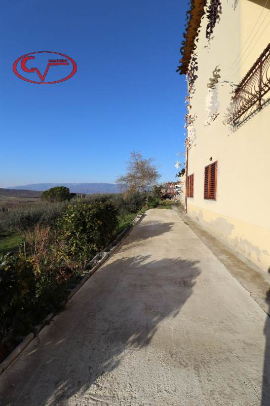 Immagine 21 di Appartamento in vendita  in via ghiacciaia a Laterina Pergine Valdarno