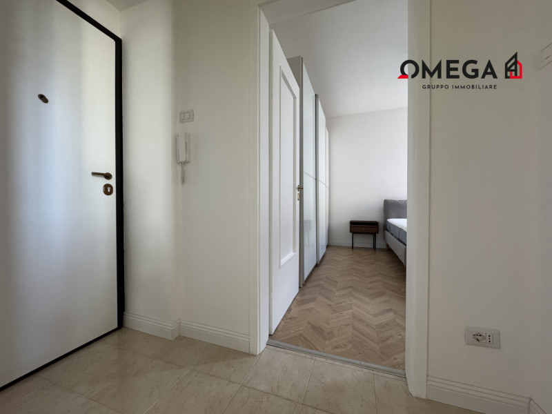 Immagine 3 di Appartamento in vendita  in via dell'Industria 30 a Trieste