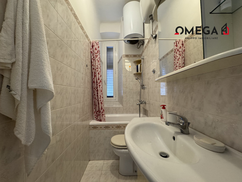 Immagine 10 di Appartamento in vendita  in via dell'Industria 30 a Trieste