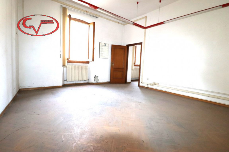 Immagine 2 di Appartamento in vendita  in via roma a Montevarchi