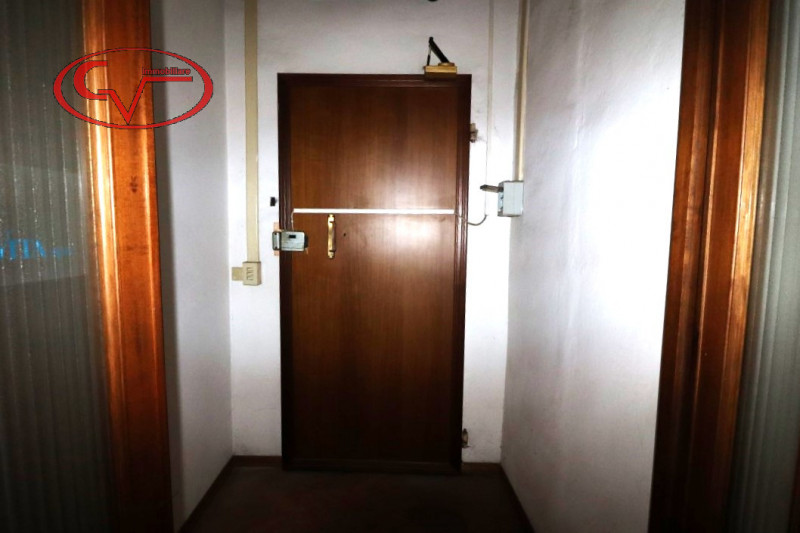 Immagine 3 di Appartamento in vendita  in via roma a Montevarchi