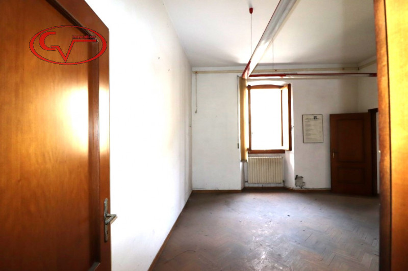 Immagine 15 di Appartamento in vendita  in via roma a Montevarchi