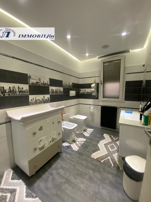 Immagine 17 di Appartamento in vendita  in VIA NAZIONALE a Misilmeri