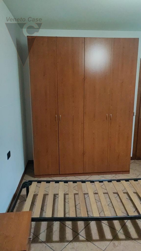 Immagine 2 di Camera in affitto  a Ponte San Nicolò