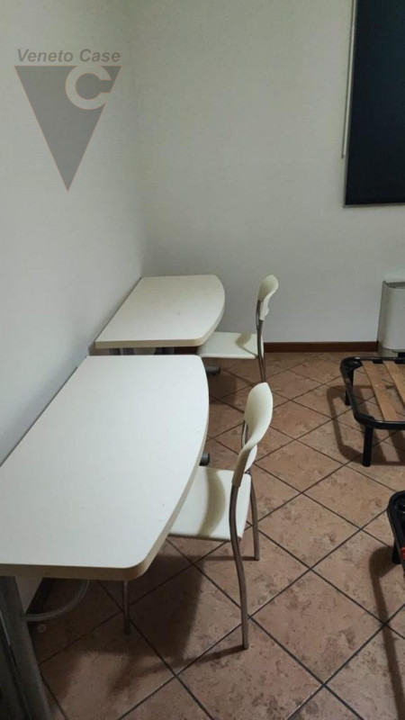 Immagine 4 di Camera in affitto  a Ponte San Nicolò