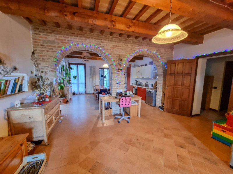 Immagine 16 di Casa indipendente in vendita  in località Castelcavallino a Urbino