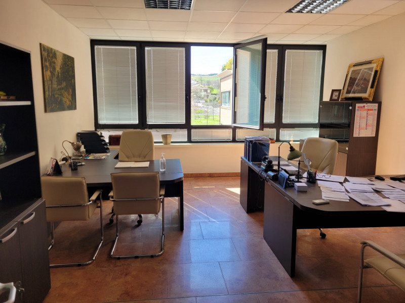 Immagine 3 di Ufficio in vendita  a Fiorano Modenese