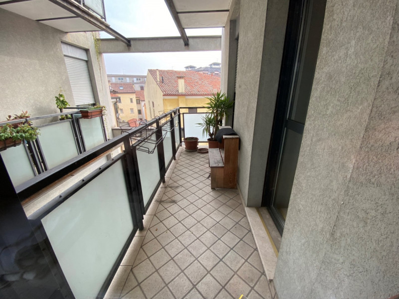 Immagine 7 di Appartamento in vendita  in Bassano del Grappa Piazzale Luigi Cadorna Via Brocchi 31 a Bassano Del Grappa