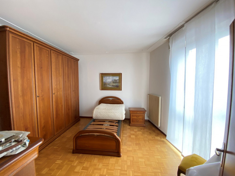 Immagine 12 di Appartamento in vendita  in Bassano del Grappa Piazzale Luigi Cadorna Via Brocchi 31 a Bassano Del Grappa