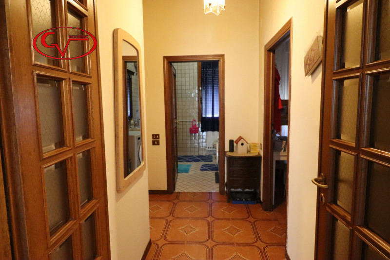 Immagine 15 di Appartamento in vendita  in Via Leonardo da Vinci a Bucine