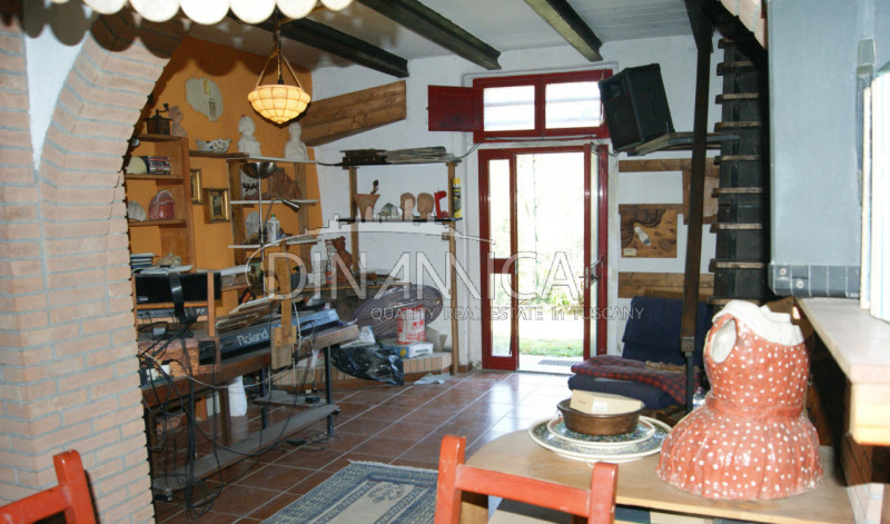 Immagine 19 di Rustico / casale in vendita  a Chianni