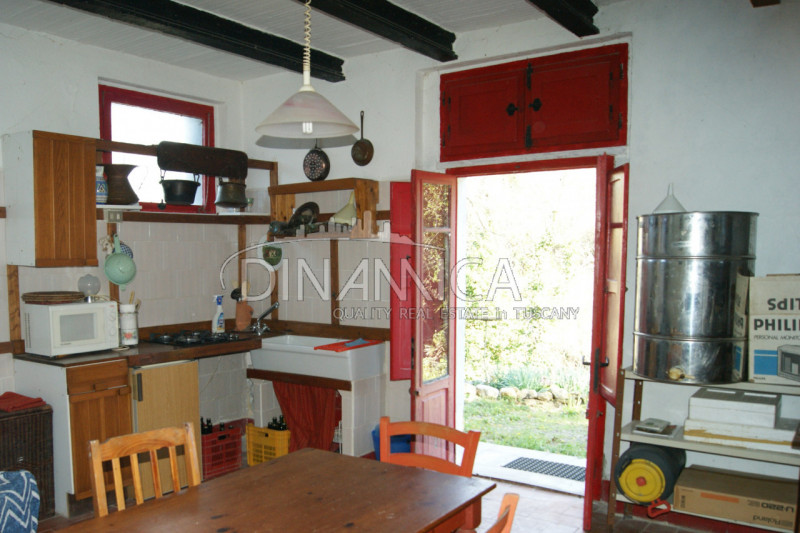 Immagine 22 di Rustico / casale in vendita  a Chianni