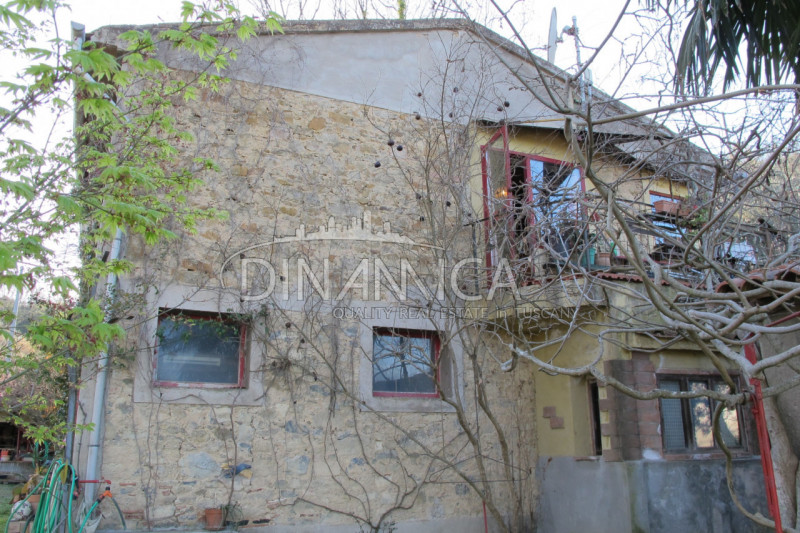 Immagine 32 di Rustico / casale in vendita  a Chianni