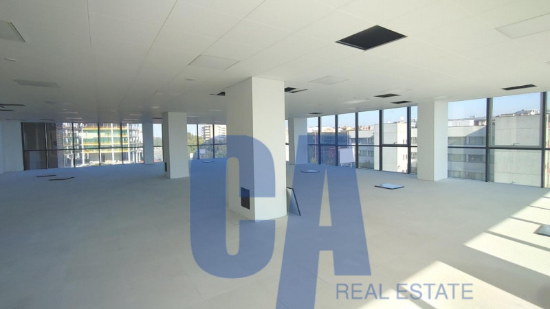 Immagine 2 di Ufficio in affitto  in VIA KULISCIOFF ANNA a Milano