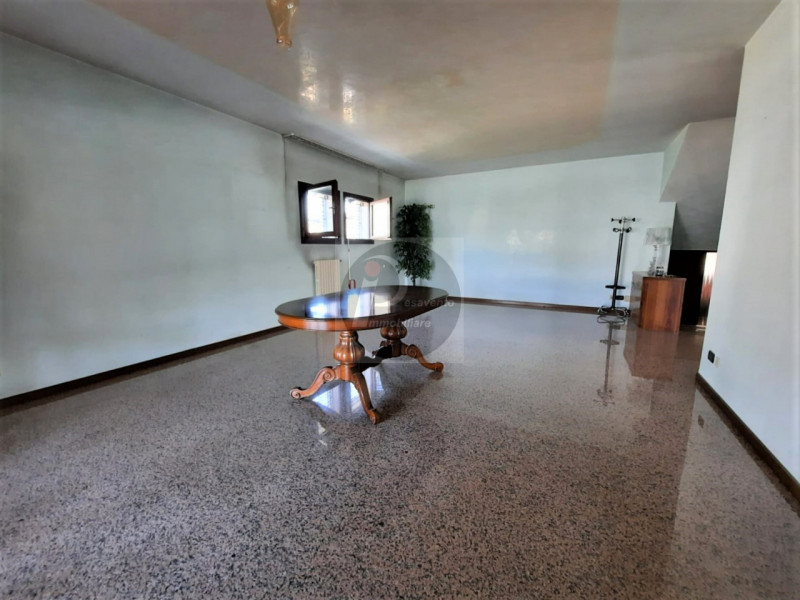 Immagine 8 di Casa indipendente in vendita  a Mestrino