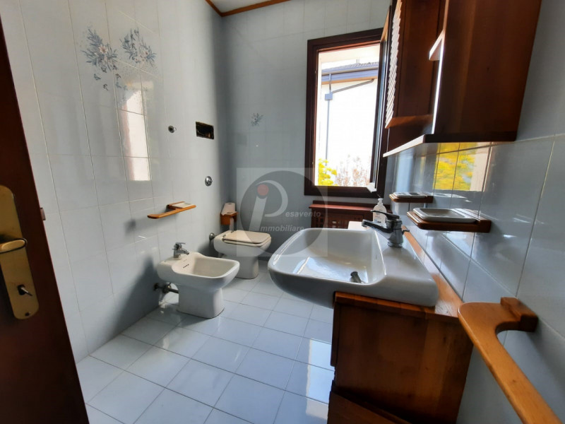 Immagine 13 di Casa indipendente in vendita  a Mestrino