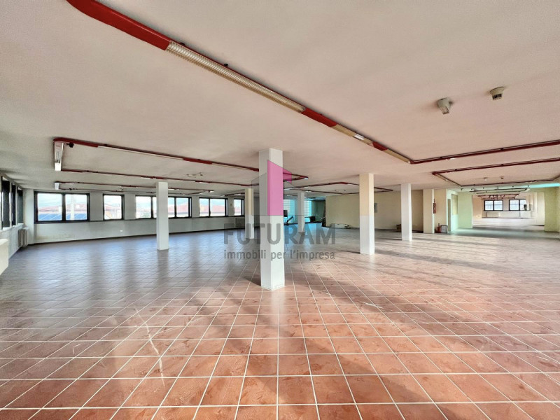 Immagine 13 di Ufficio in affitto  in Via Passarin, 6 a Bassano Del Grappa