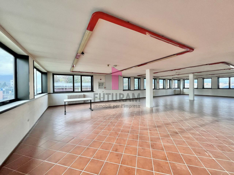 Immagine 14 di Ufficio in affitto  in Via Passarin, 6 a Bassano Del Grappa