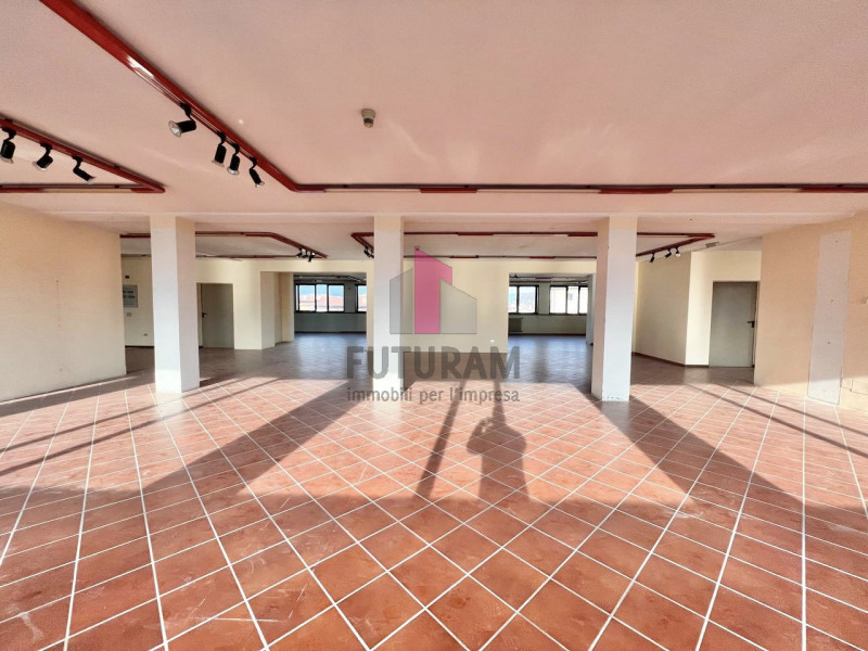 Immagine 21 di Ufficio in affitto  in Via Passarin, 6 a Bassano Del Grappa