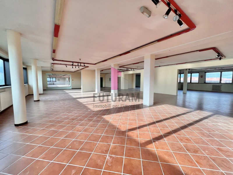 Immagine 22 di Ufficio in affitto  in Via Passarin, 6 a Bassano Del Grappa