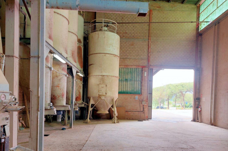 Immagine 14 di Capannone industriale in vendita  in Loc. Olmini, Via Santa Maria (SP 306), N. snc a Panicale