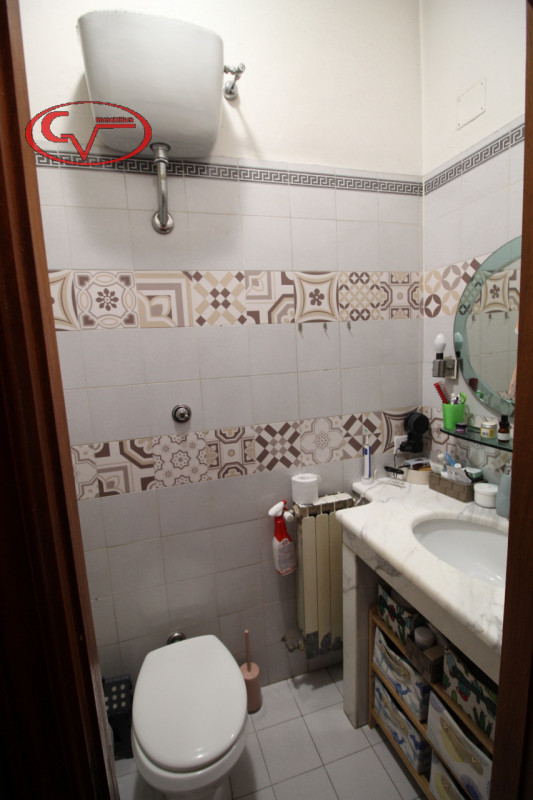 Immagine 5 di Palazzo in vendita  a San Giovanni Valdarno