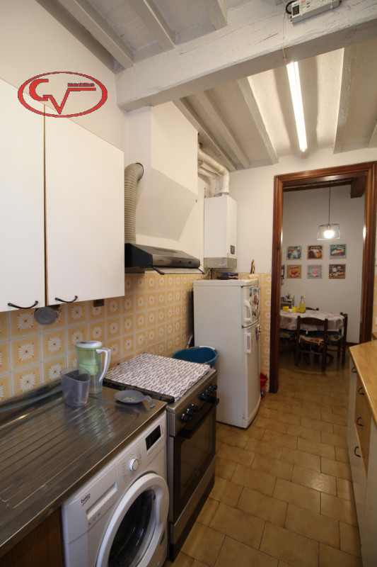 Immagine 9 di Palazzo in vendita  a San Giovanni Valdarno