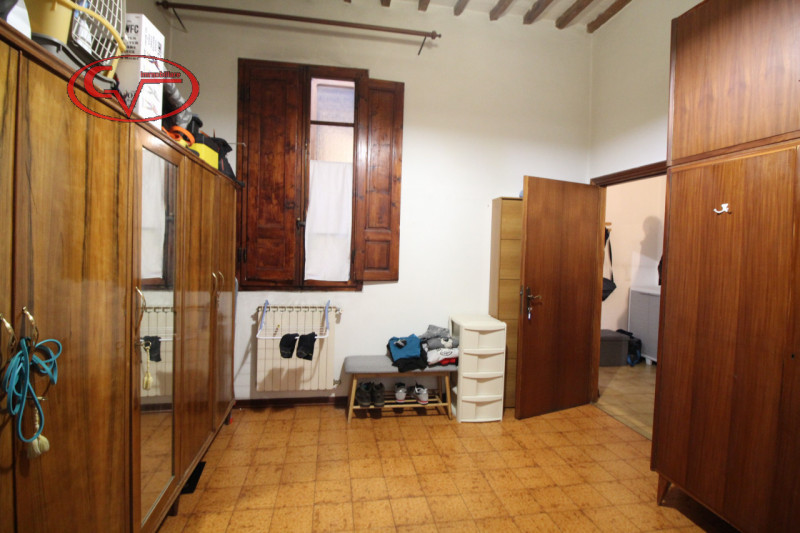 Immagine 15 di Palazzo in vendita  a San Giovanni Valdarno