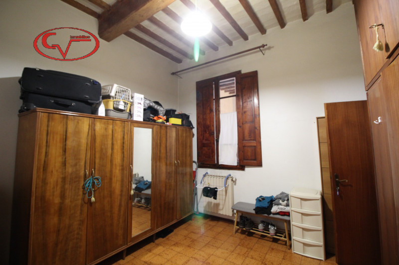 Immagine 16 di Palazzo in vendita  a San Giovanni Valdarno