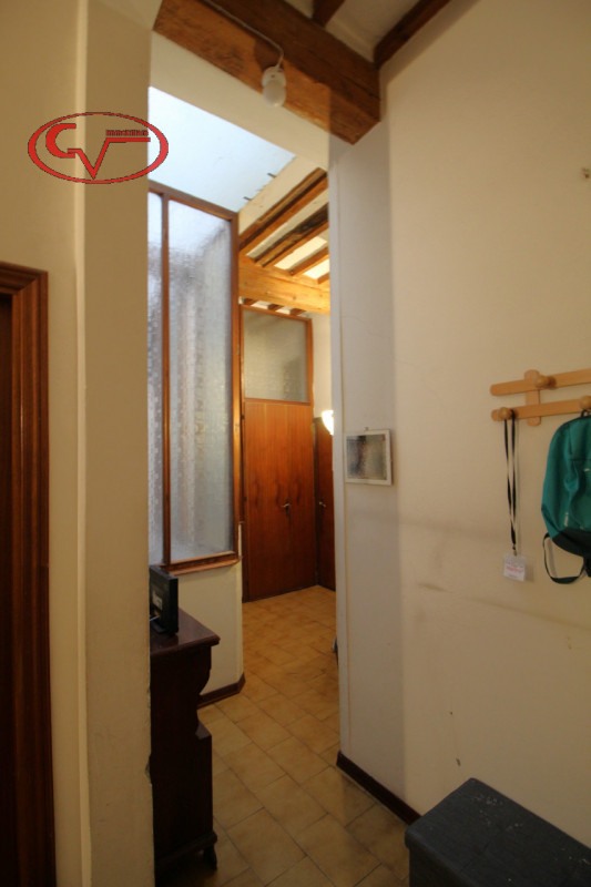 Immagine 17 di Palazzo in vendita  a San Giovanni Valdarno