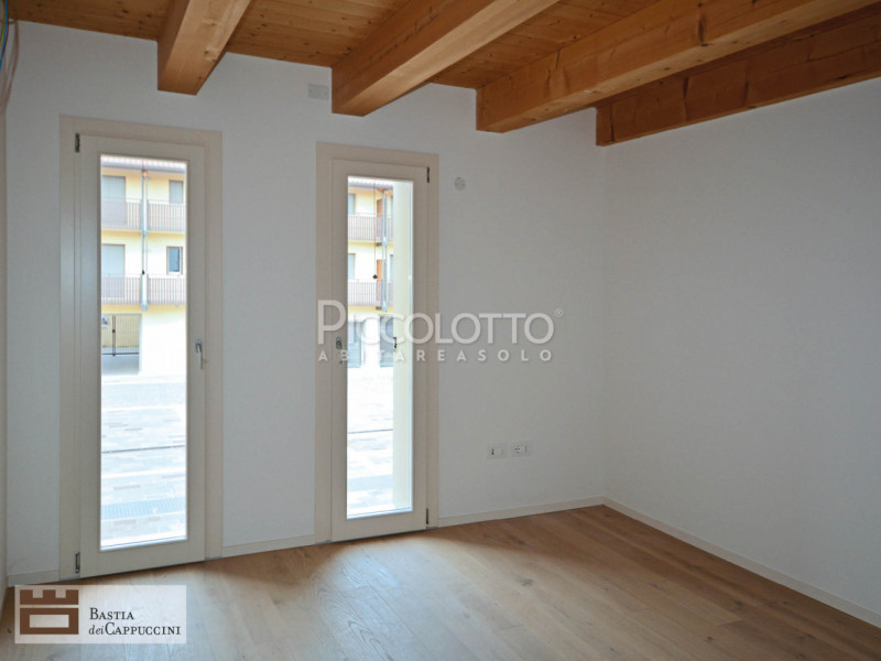 Immagine 8 di Appartamento in vendita  in Vicolo dei Cappuccini a Castelfranco Veneto