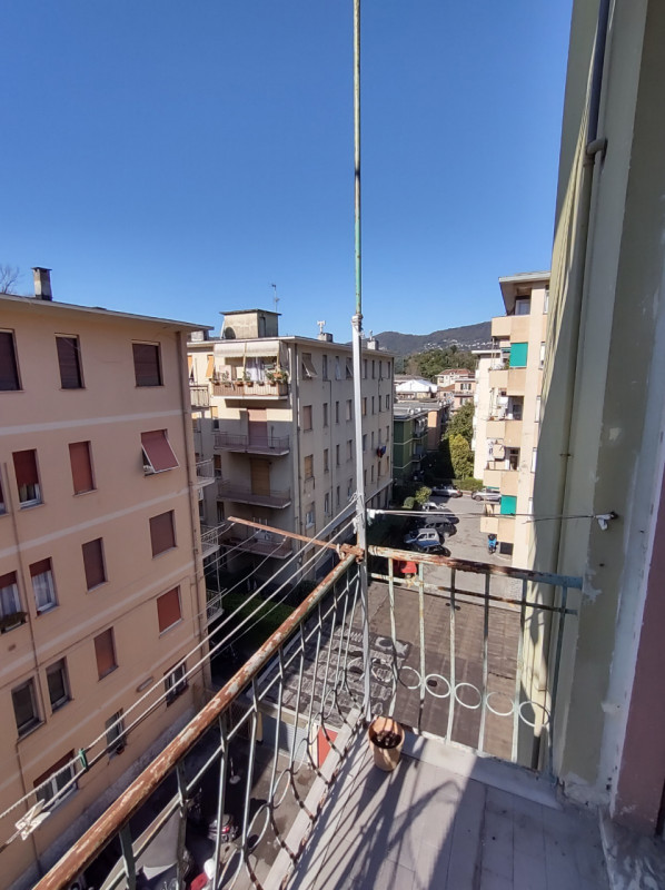 Immagine 9 di Appartamento in vendita  in via tito speri a Rapallo