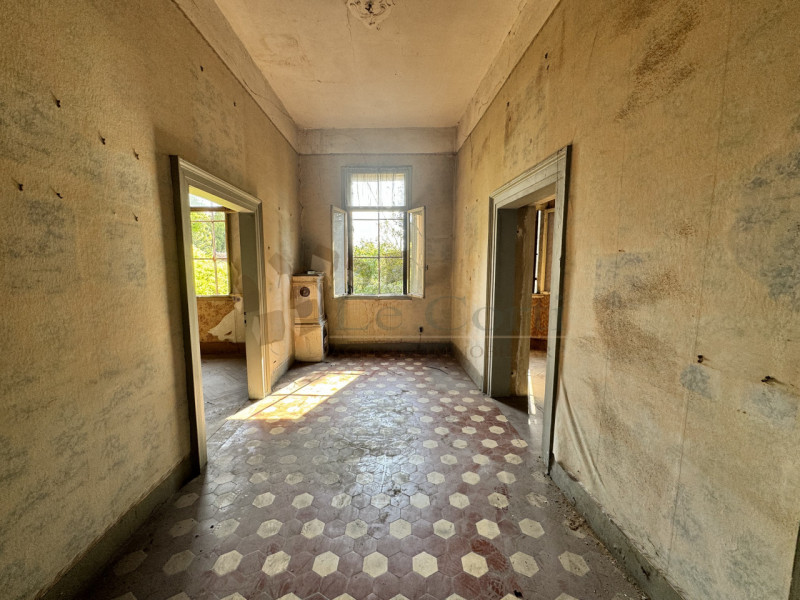 Immagine 8 di Casa indipendente in vendita  a Lonigo