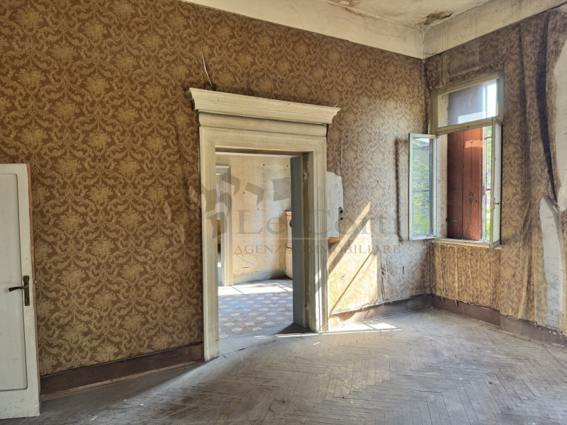 Immagine 9 di Casa indipendente in vendita  a Lonigo